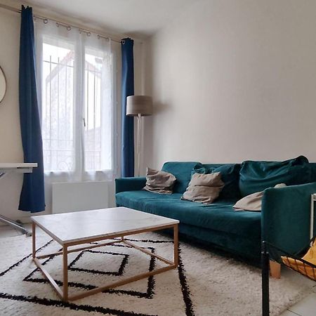 Modern 1 Bedroom Apartment Near The Metro. イヴリー＝シュル＝セーヌ エクステリア 写真