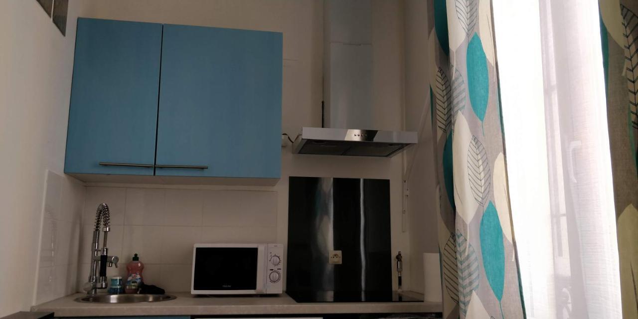 Modern 1 Bedroom Apartment Near The Metro. イヴリー＝シュル＝セーヌ エクステリア 写真