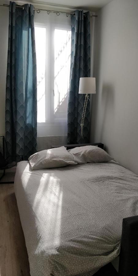 Modern 1 Bedroom Apartment Near The Metro. イヴリー＝シュル＝セーヌ エクステリア 写真