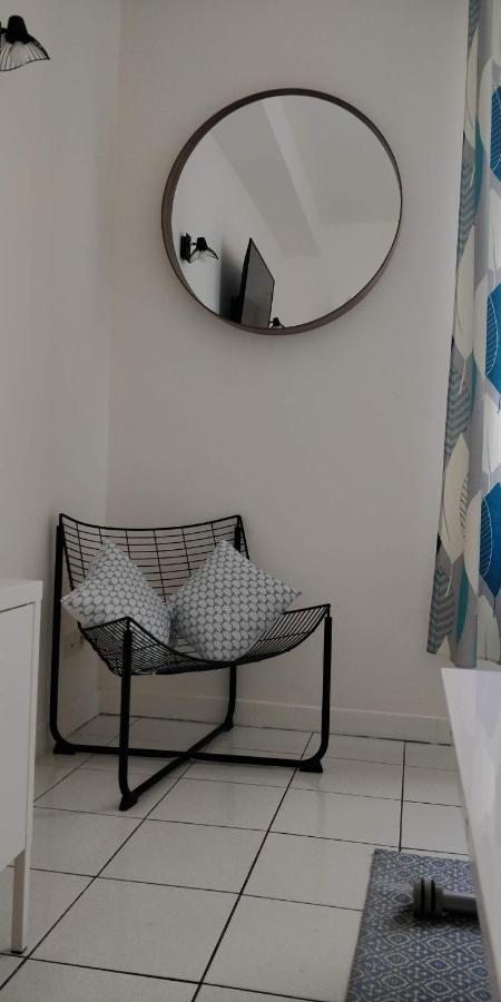 Modern 1 Bedroom Apartment Near The Metro. イヴリー＝シュル＝セーヌ エクステリア 写真