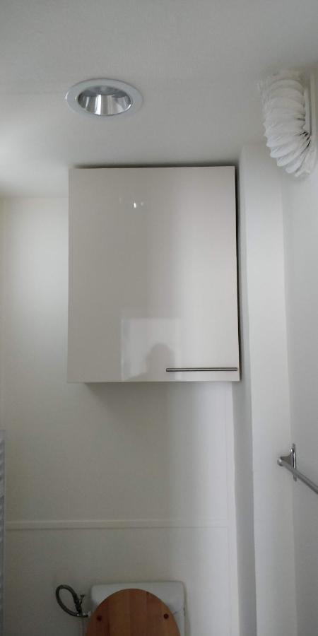 Modern 1 Bedroom Apartment Near The Metro. イヴリー＝シュル＝セーヌ エクステリア 写真
